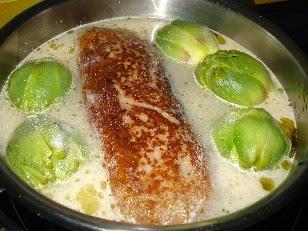 RULO DE CARNE CON ALCACHOFAS Y SALSA DE MANZANA RULO DE CARNE CON ALCACHOFAS Y SALSA DE MANZANA