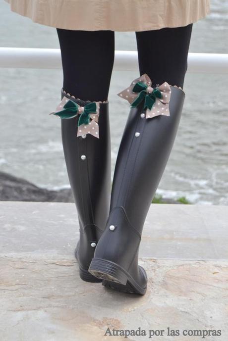 BOTAS OTTA COCOTTA Y FALDA DE PIÑAS BOTAS OTTA COCOTTA Y FALDA DE PIÑAS