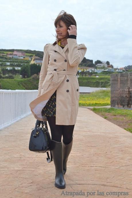 BOTAS OTTA COCOTTA Y FALDA DE PIÑAS BOTAS OTTA COCOTTA Y FALDA DE PIÑAS