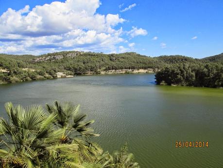 Begues - Olesa - Castell d' Olerdola - Pantano de Foix - Vilanova 25/04/2014 Begues - Olesa - Castell d' Olerdola - Pantano de Foix - Vilanova 25/04/2014