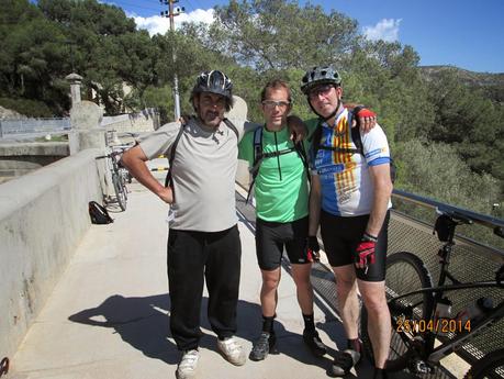 Begues - Olesa - Castell d' Olerdola - Pantano de Foix - Vilanova 25/04/2014 Begues - Olesa - Castell d' Olerdola - Pantano de Foix - Vilanova 25/04/2014