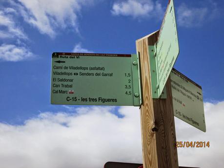 Begues - Olesa - Castell d' Olerdola - Pantano de Foix - Vilanova 25/04/2014 Begues - Olesa - Castell d' Olerdola - Pantano de Foix - Vilanova 25/04/2014