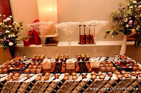 Le Petite Table La Petite Table-6