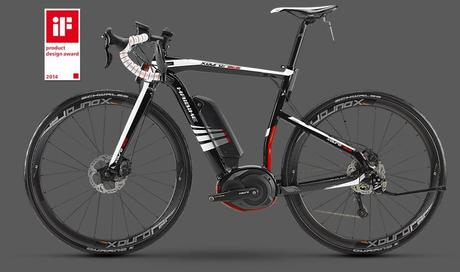 Catálogo de bicicletas eléctricas de carretera 2014 de Haibike El modelo Xduro Race 28, cuenta con un diseño que no envidia nada a estructuras estándar de carretera.