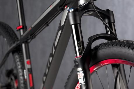 Modelos de bicicletas de montaña que integran el catalogo 2014 de MMR El modelo Kendo emplea detalles básico de producción.