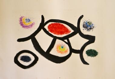 Enrique Barro, diseccionando un lápiz de color entero