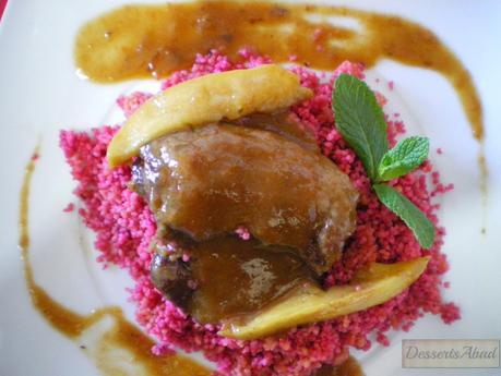 Carrilladas ibéricas al Oporto sobre cuscús de remolacha Carrilladas ibéricas al Oporto sobre cuscús de remolacha
