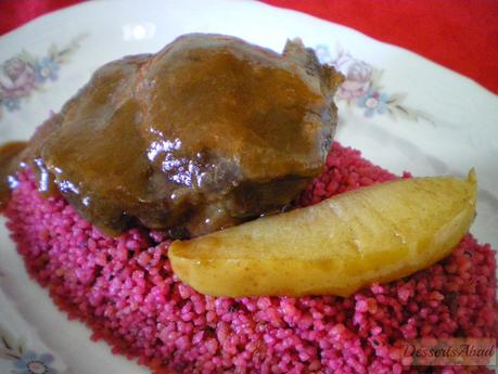 Carrilladas ibéricas al Oporto sobre cuscús de remolacha Carrilladas ibéricas al Oporto sobre cuscús de remolacha