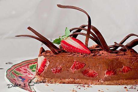 TARTA DE MASCARPONE, CHOCOLATE Y FRESONES TARTA DE MASCARPONE, CHOCOLATE Y FRESONES