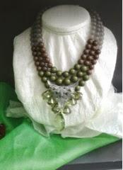 UN JARDÍN DE JOYAS EN EL EDÉN UN JARDÍN DE JOYAS EN EL EDÉN