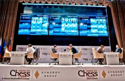 Magnus Carlsen se impone en el Memorial Vugar Gashimov Magnus Carlsen se impone en el Memorial Vugar Gashimov