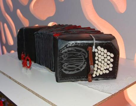 Tarta Bandoneon en fondant