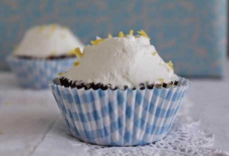 Cupcakes rellenos de lemon curd y crema de limón