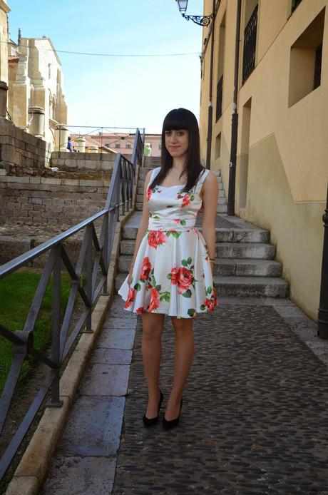 Sheinside: Rosas rojas!! Sheinside: Rosas rojas!!