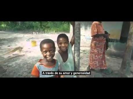 Mira a cada uno de estos niños a los ojos Imagen de previsualización de YouTube