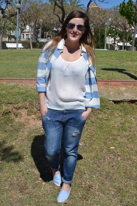 Look of the day: Stripped shirt