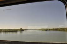 Laguna Atravesando las campiñas francesas en tren