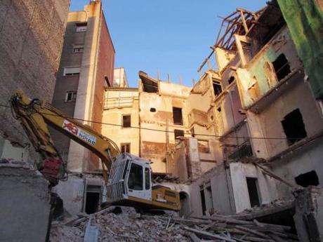 Derribo de un edificio protegido en el centro de Madrid Alfonso XII-21-Paseo Infanta Isabel-13_2014_02