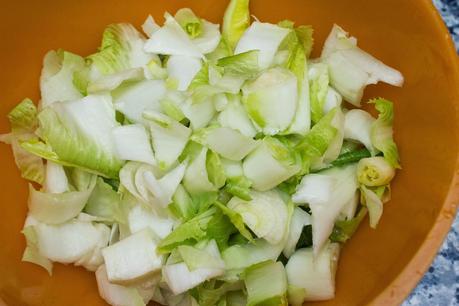 Endivias al queso azul con pollo Endivias al queso azul con pollo