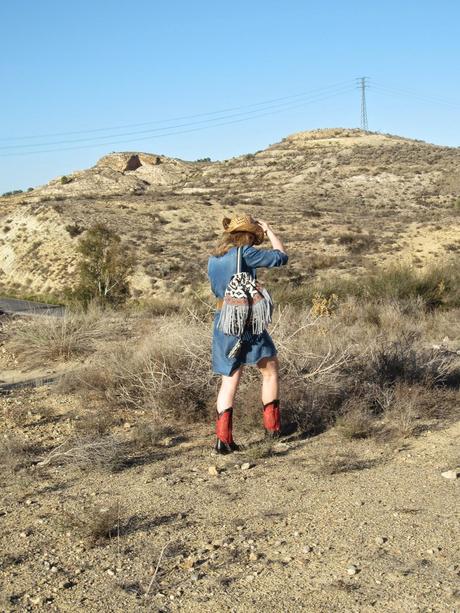 LOOK330-6.5.20148:30CONQUERING THE FAR WEST. TREND COWBOY...