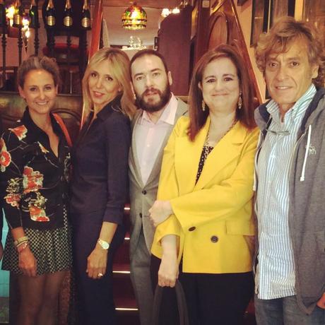 Con Marta Robles, Antonio de Felipe, María de Cuenca y César Galicia Almuerzos con Carla Abril Arte Puro
