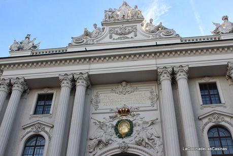 Viena, Schnitzel y Erdäpfelsalat Viena, Schnitzel y Erdäpfelsalat