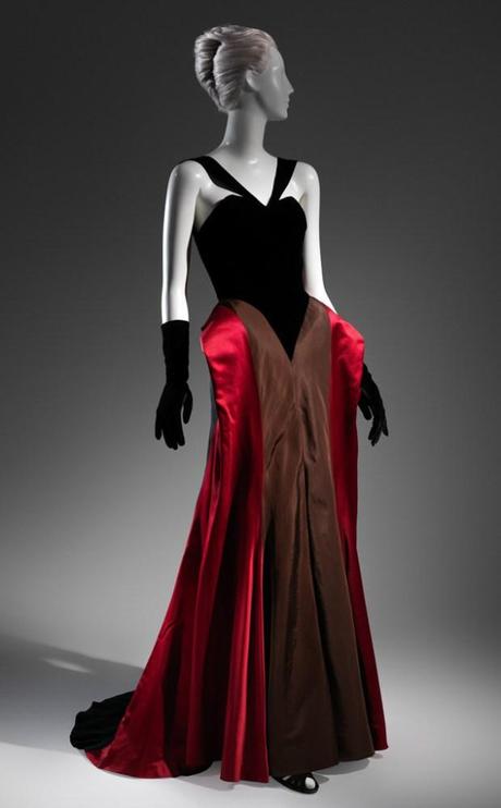 Vestido de Noche (1946)