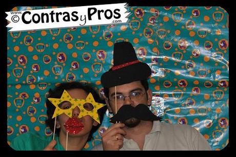 … de hacer un fotomatón molón (fun photo booth DIY) Fotomatón molón (fun photo booth)