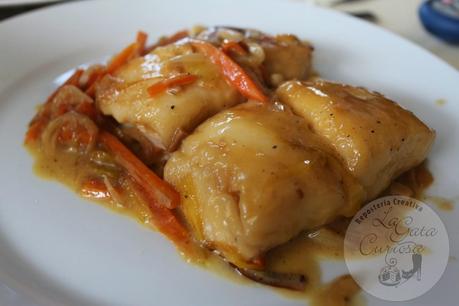 SUPREMAS DE MERLUZA CON SALSA DE SIDRA SUPREMAS DE MERLUZA CON SALSA DE SIDRA