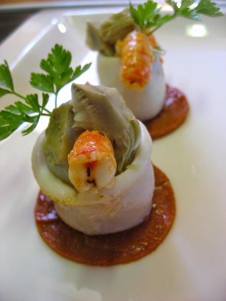 CALAMARES RELLENOS CON ALCACHOFAS Y GAMBAS CALAMARES RELLENOS CON ALCACHOFAS Y GAMBAS