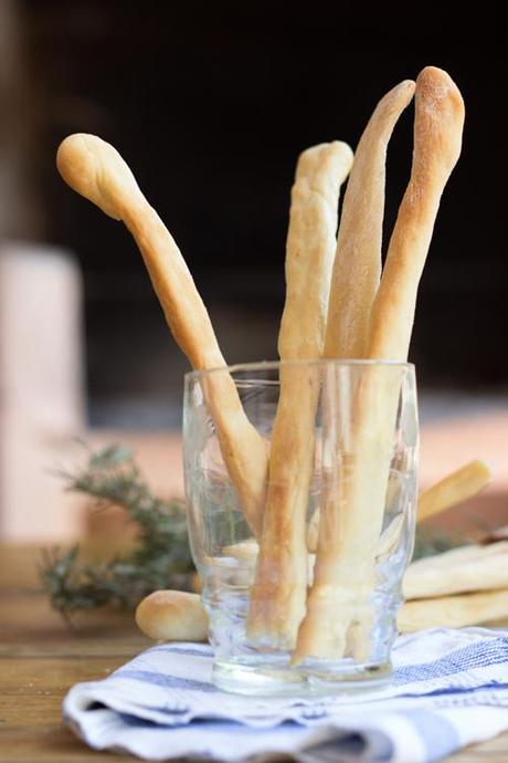 Rosemary and garlic Valencian Rosquilletas | Rosquilletas valencianas de romero y ajo