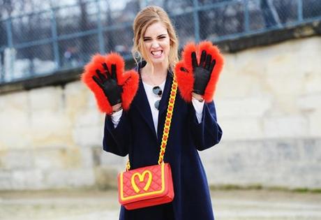 M DE....MAINSTREAM?? M DE....MAINSTREAM??