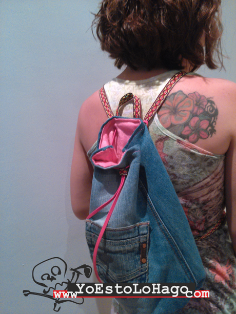 www.yoestolohago.com Mochila de pantalón vaquero