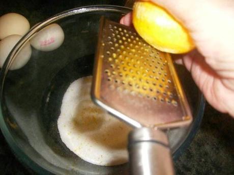 TARTA BORRACHA CON LICOR DE FRANBUESAS TARTA BORRACHA CON LICOR DE FRANBUESAS