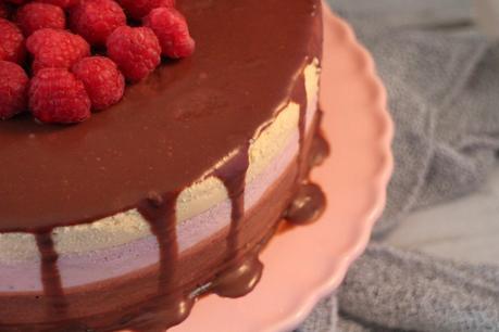 Tarta mousse de chocolate con leche, frambuesas y vainilla Tarta mousse de chocolate con leche, frambuesas y vainilla