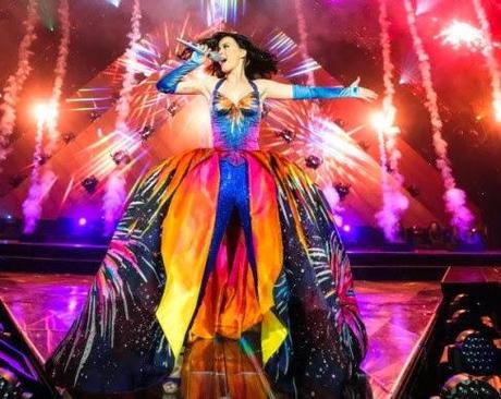 Descubre el fascinante vestuario de Katy Perry en su Prismatic World Tour