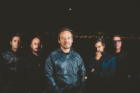 Escucha lo Nuevo de LOVE OF LESBIAN Escucha lo Nuevo de LOVE OF LESBIAN