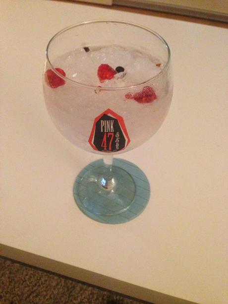 ¿Que es lunes? ¡Pues toma Gin Tonic! (Pink 47)