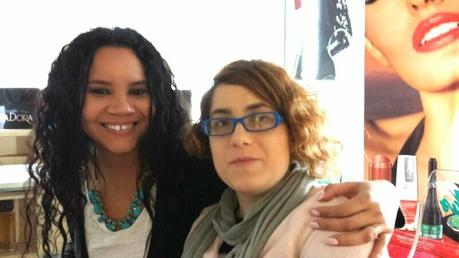 Douglas busca su nueva imagen y tú puedes convertirte en su nueva estrella. Douglas busca su nueva imagen y tú puedes convertirte en su nueva estrella.