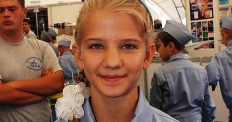 Con 13 años, una niña rusa inventa la primera nave capaz de viajar a otra galaxia 495_50154_zps2f002010-550x290