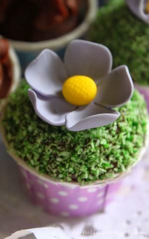 Minicupcakes Primaverales con coco y maracuya