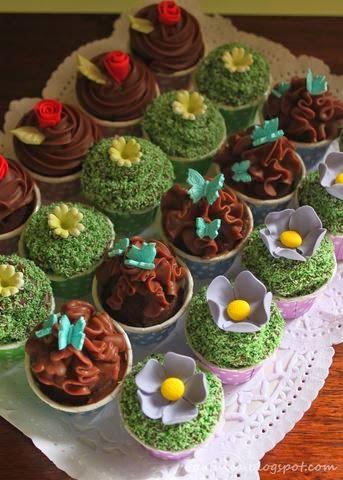 Minicupcakes Primaverales con coco y maracuya