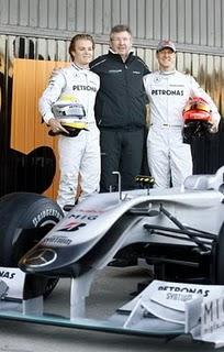 Michael Schumacher recurre la sanción por el adelantamiento ilegal a Fernando Alonso