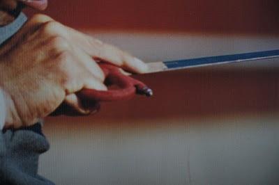 Lo has visto triunfar en tardes a sangre y fuego. ¿Serías capaz de reconocerlo? Sony NEX le ha dado una cámara y os desafía a que lo descubráis. Lo has visto triunfar en tardes a sangre y fuego. ¿Serías capaz de reconocerlo? Sony NEX le ha dado una cámara y os desafía a que lo descubráis.