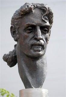 La estatua de FRANK ZAPPA en Baltimore La estatua de FRANK ZAPPA en Baltimore