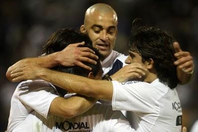 APERTURA 2010: TIENE QUE REACCIONAR APERTURA 2010: TIENE QUE REACCIONAR