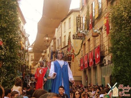 La Tarasca y los Gigantones del Corpus de Toledo La Tarasca y los Gigantones del Corpus de Toledo