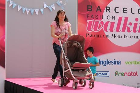 El desfile de Inglesina en la Barcelona Fashion Walking silla de paseo Inglesina beige