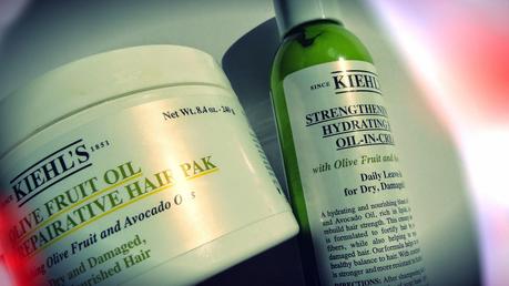 Línea de oliva para los cabellos dañados. Línea de oliva para los cabellos dañados.