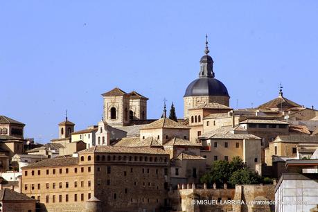 Entrada imponente Entrada imponente